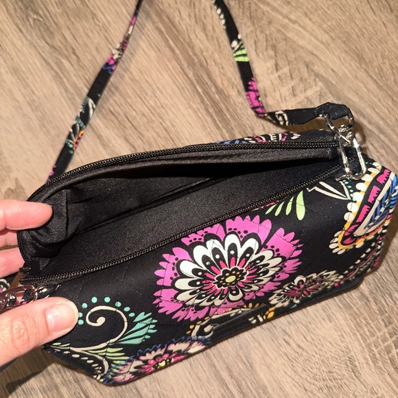 Vera Bradley crossbody trifold wallet purse - Picture 6 of 8